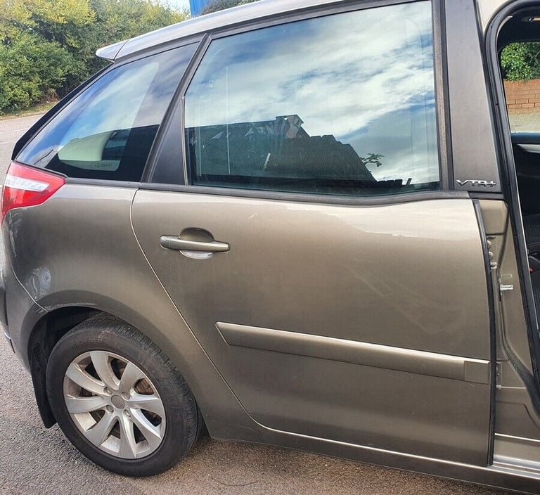 Citroen C4 Picasso Right Side Rear Door + Mirror KEBC 2009