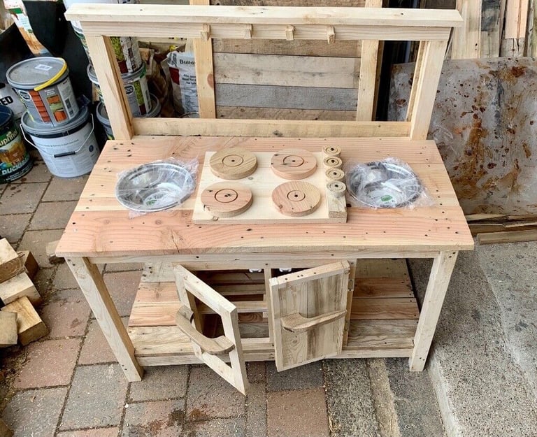 Children’s Wooden Outdoor Twin Sink Mud Kitchen