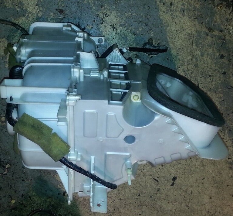 Nissan X Trail Heater Blower an & Motor Unit 2004