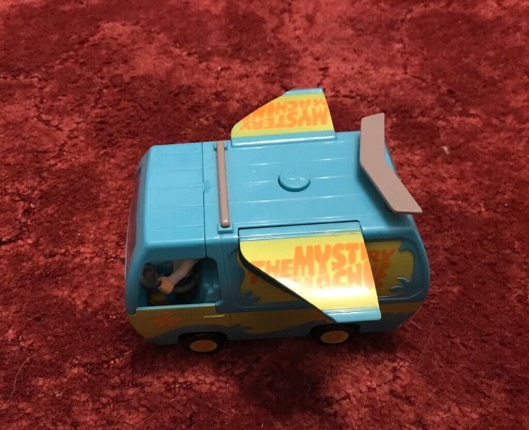 Scooby Doo Mystery Machine van