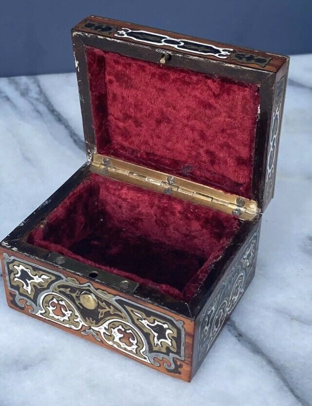 Rare and superb Antique reliquary box 