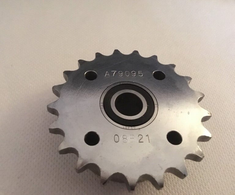 5 Metres 08B Drive Chain, Splitter, Idler and Drive Sprocket