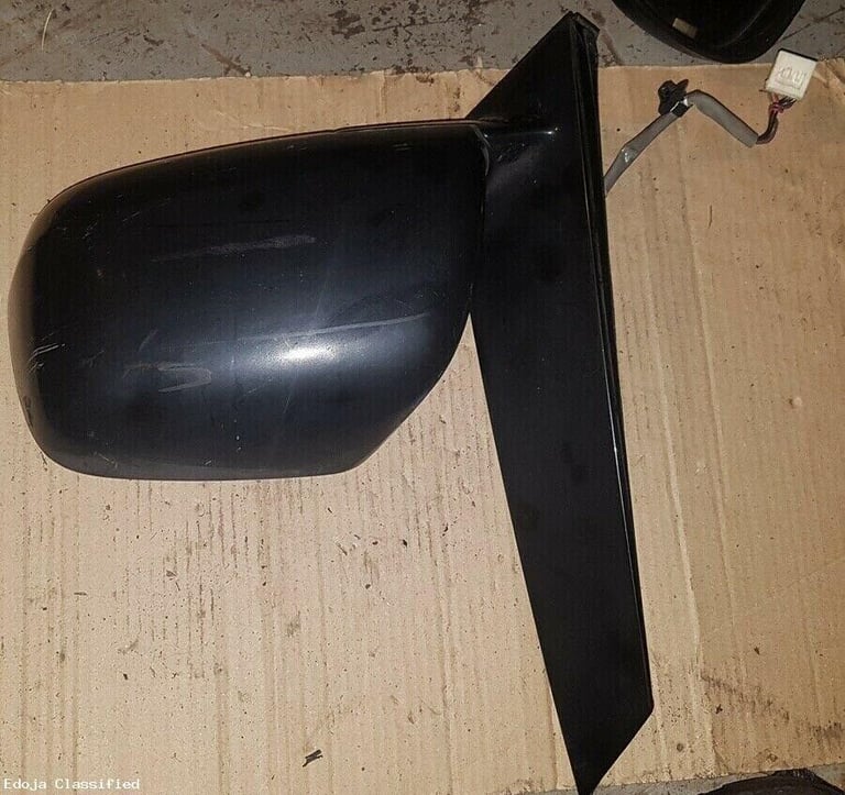 Toyota Previa Left Side Wing Mirror 2002
