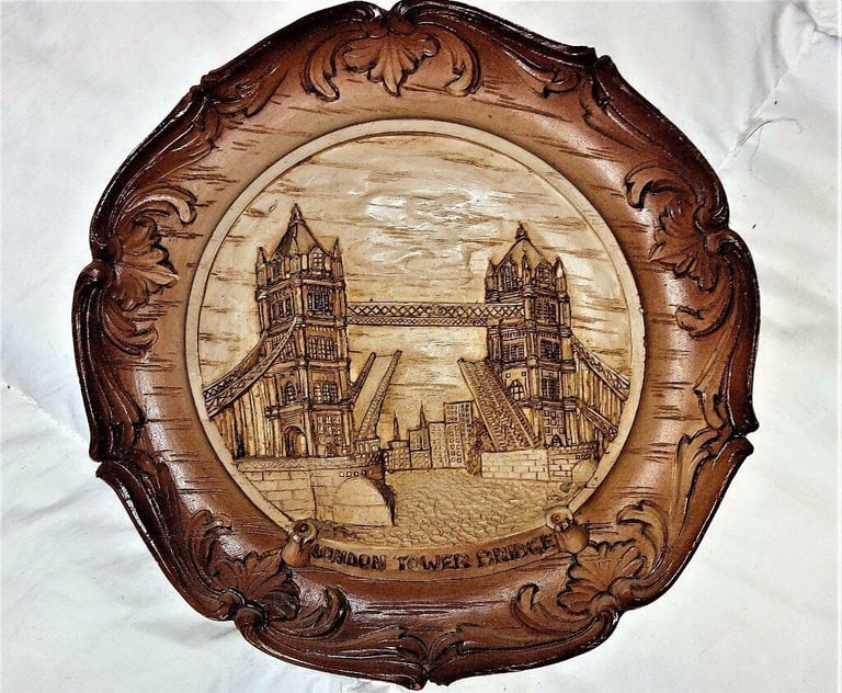 image for  London Tower Bridge Carved Wood Resin 3D Wall Plate Plaque