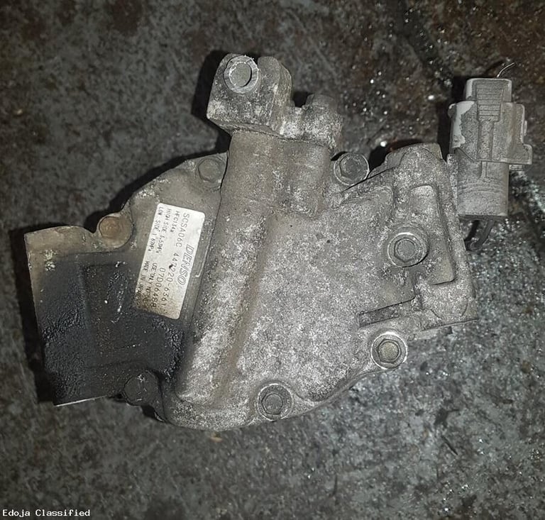 Toyota Corolla 1.6 Air Condition A/C Pump Compressor 2003