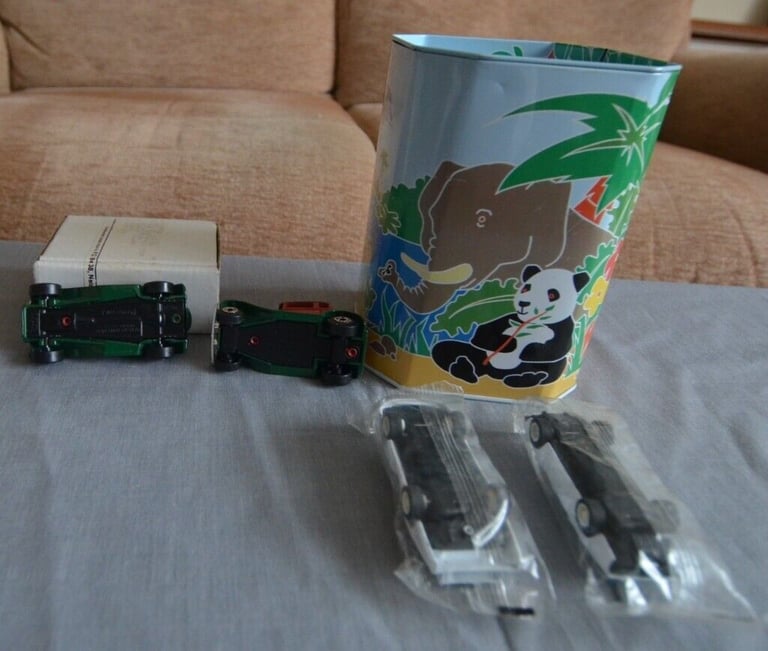 PG TIPS COLLECTABLES AND TETLEY TEA TIME OUT MUG