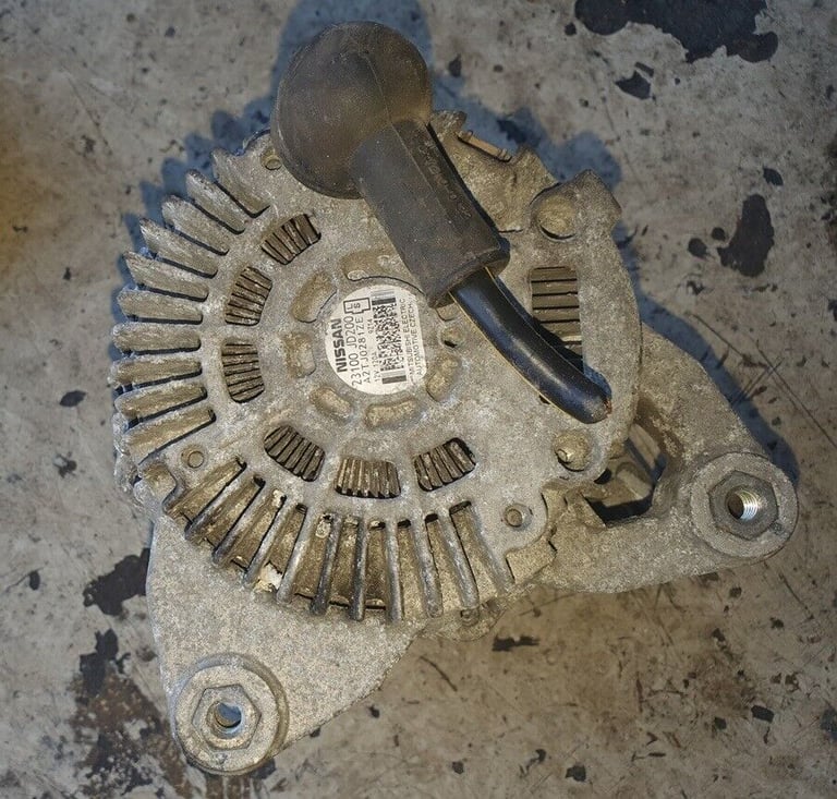 Nissan Qashqai 2.0 Alternator Petrol 2009