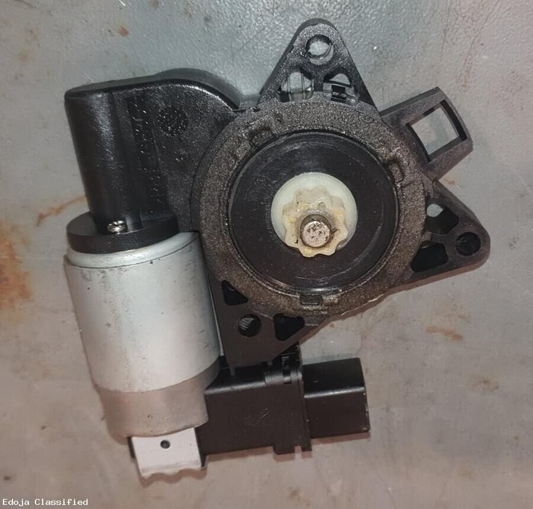 Mazda 6 Mk1 Front Right Side Window Motor 2006