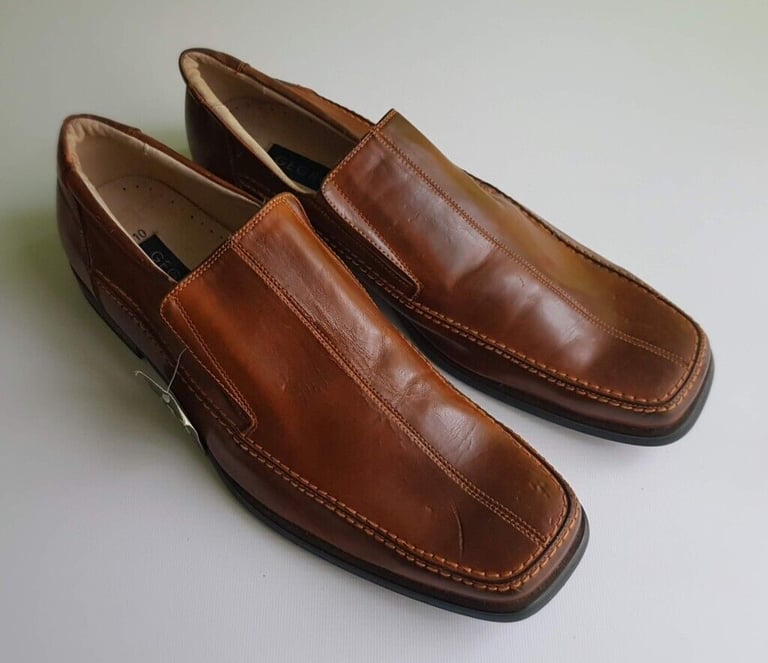 Mens Shoes Size 10UK / 44 EUR - Brown - New with Tags