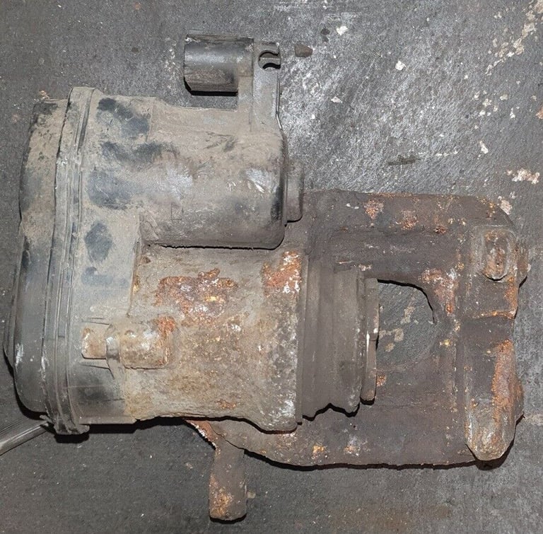 BMW 520D F10 Left Side Rear Brake Caliper 2011
