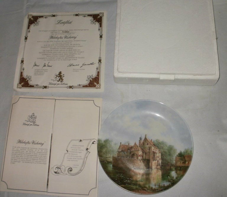 Moated castles by Eleonore  Guinther. Collectors Plates with the artist signature on the plate