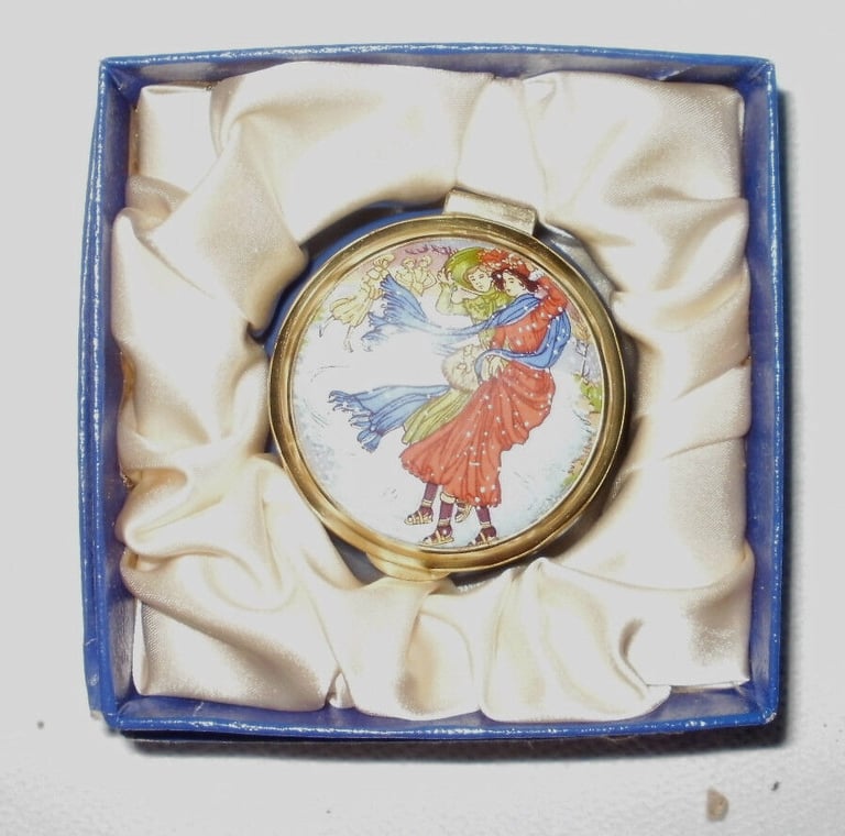 Danbury mint pill box 1978