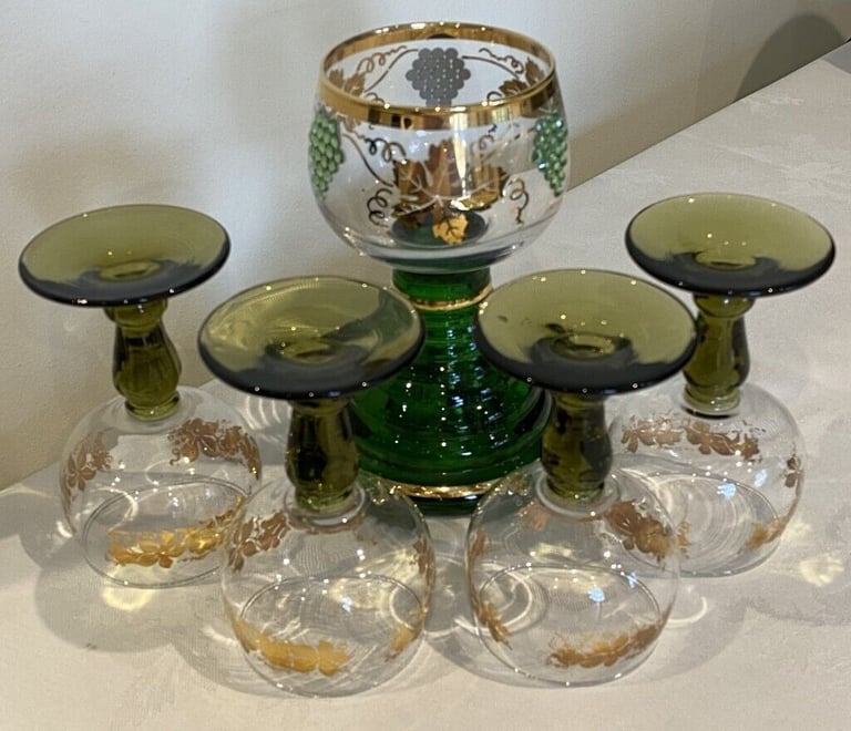 SET OF AUSTRIAN 1960's LARGE MUSICAL GOBLET, AND 4 WINE GLASSES IN GREEN & GOLD, VERY RARE