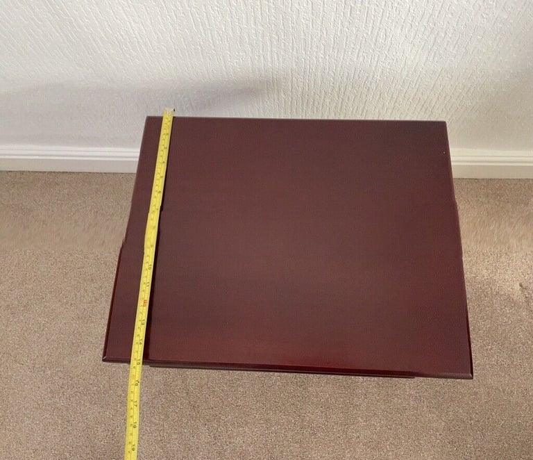 Set of 3 quality coffee table