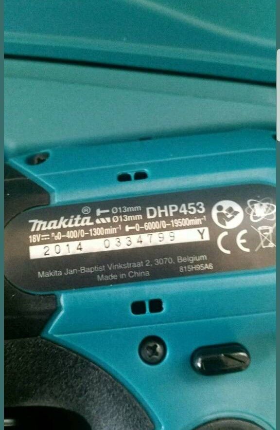 Makita 18-volt Combi Drill 1.5 Ah 3 lithium ion brand new batteries