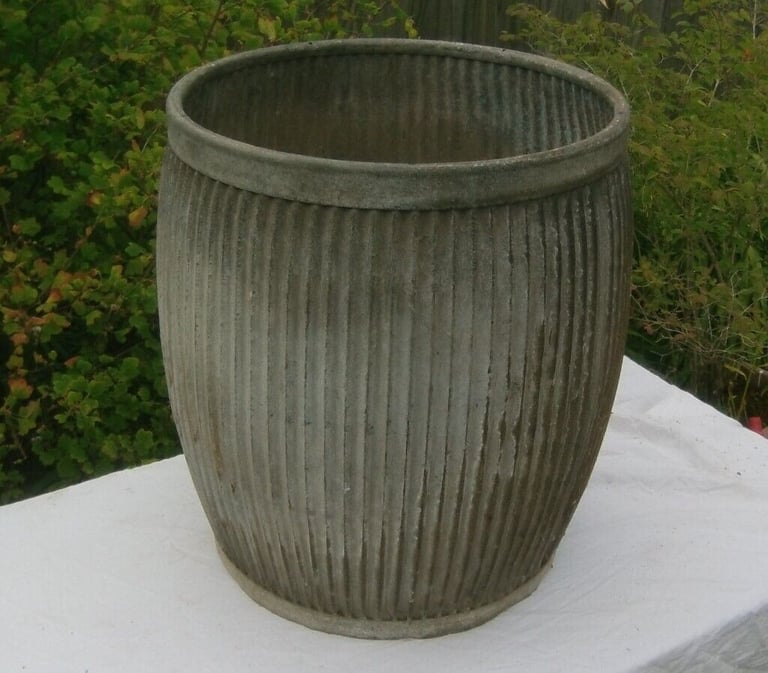 Antique Dolly Tub - Galvanised Steel.
