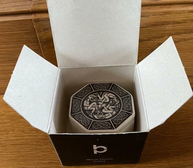 Horizon Porcelain Octagonal Trinket Box, Boxed