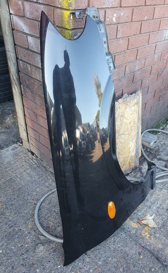 Nissan Almera Right Side Front Wing Black 2005