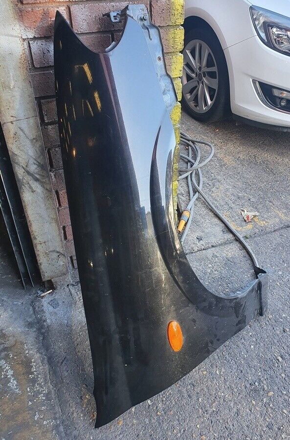 Nissan Almera Right Side Front Wing Black 2005