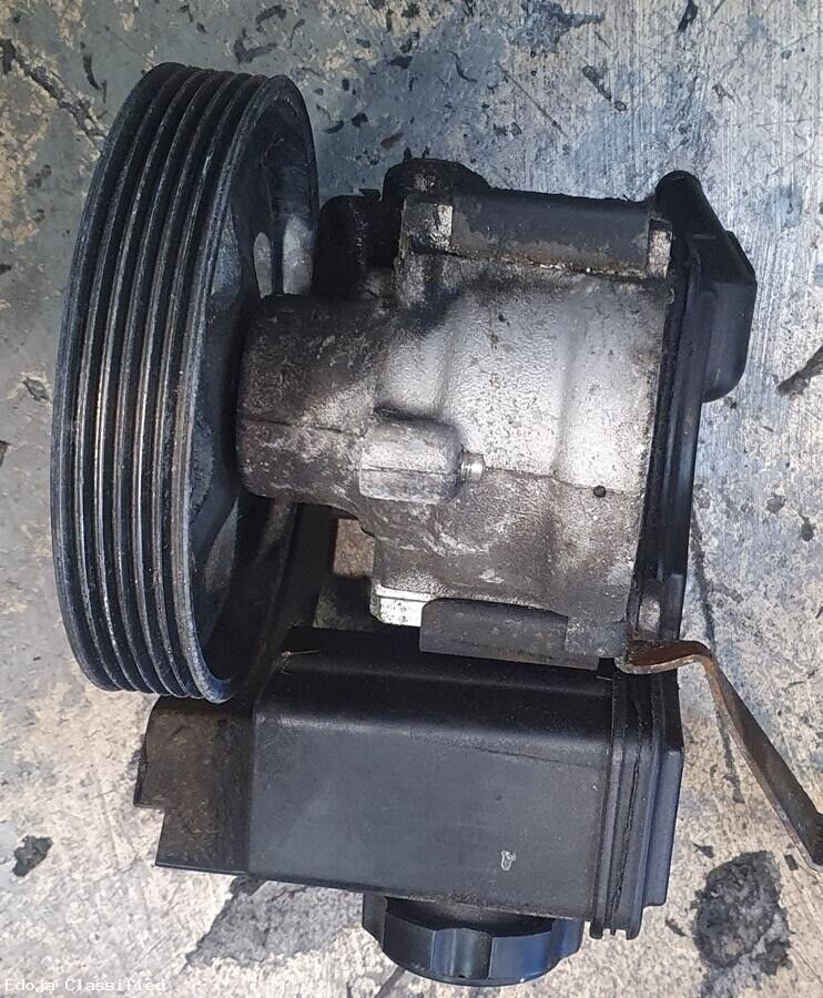 Citroen C3 1.4 Power Steering Pump Petrol 2004