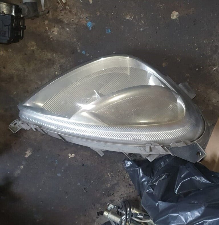 Mercedes A Class Left Side Headlight 2003