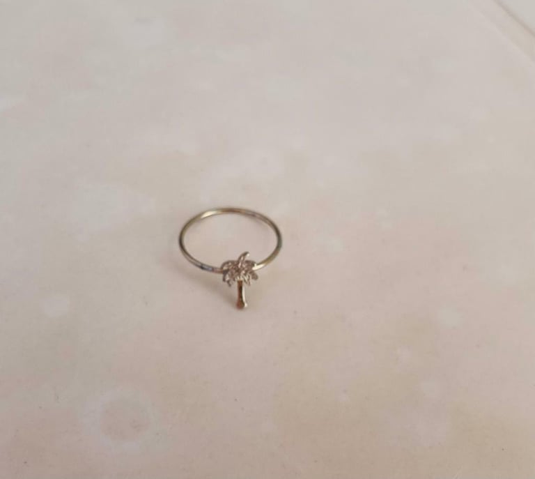 image for Accessorize Gold Tropical Palm Tree Ring - 1.6cm K 1/2 Thumb Ring