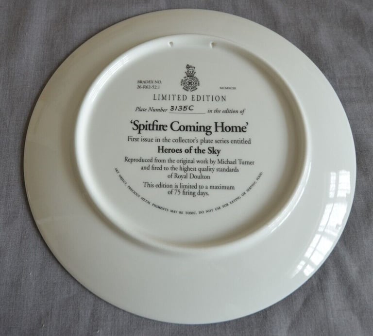  HERO'S OF THE SKY PLATES NUMBERS 1 TO 6 of 12 ALL 12 £80