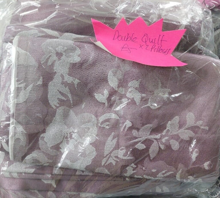 Range of double /single quilt covers 