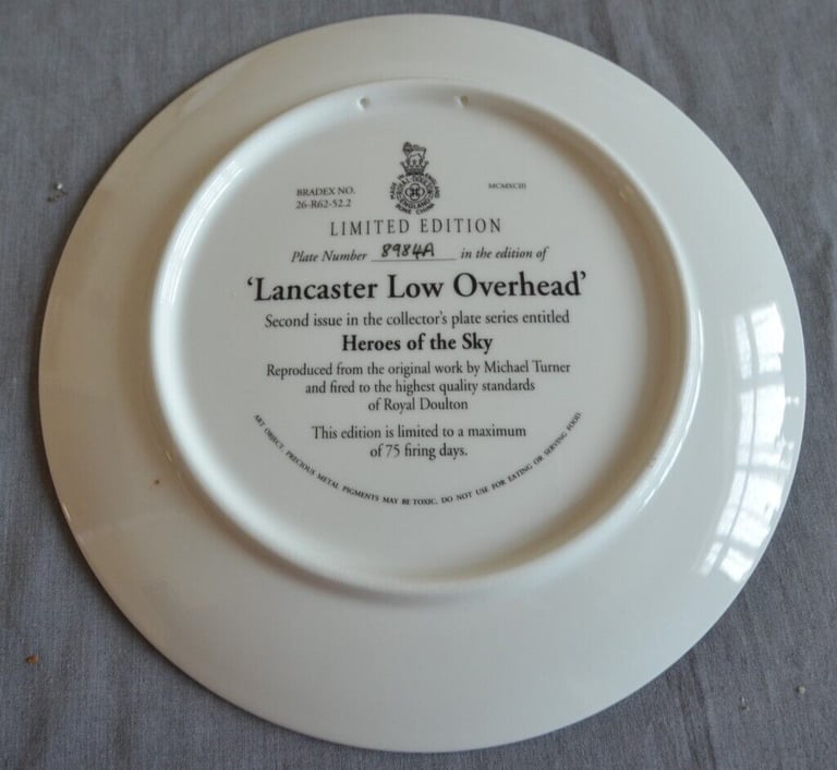  HERO'S OF THE SKY PLATES NUMBERS 1 TO 6 of 12 ALL 12 £80