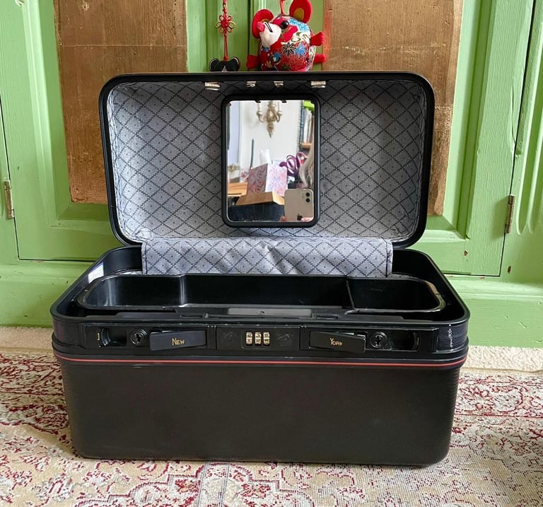 Vintage Vanity Case