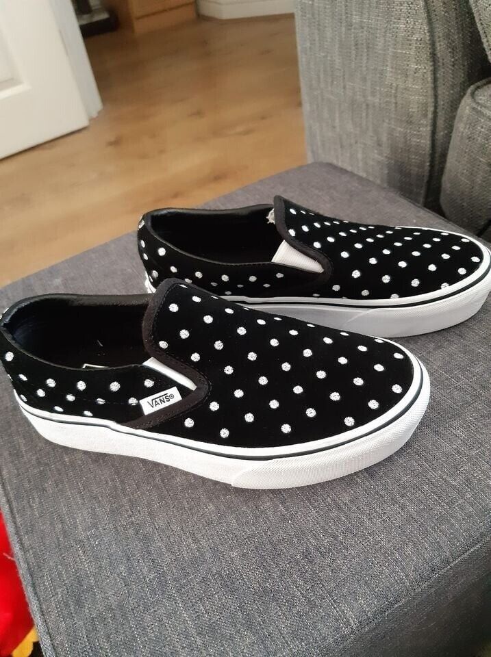 image for LADIES / GIRLS VANS SHOES