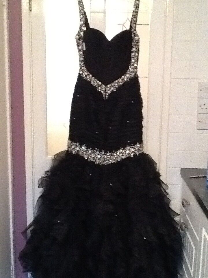 Stunning black Prom/evening dress size 10 perfect condition