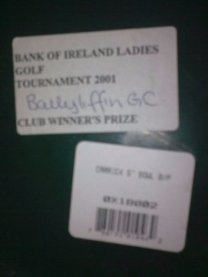 TYRONE CRYSTAL Bank of Ireland golf tourament 2001 prize ONLY £60.00 BOXED TYRONE CRYSTAL 