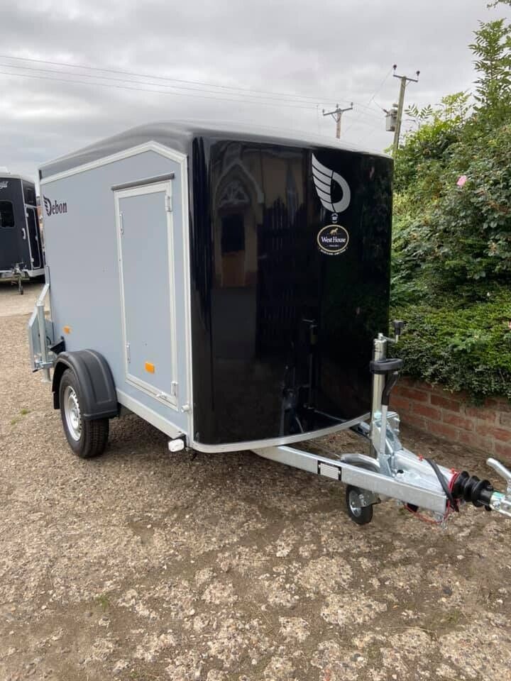 Debon C255 New with aluminium sides + side door - £3650 + VAT ✅