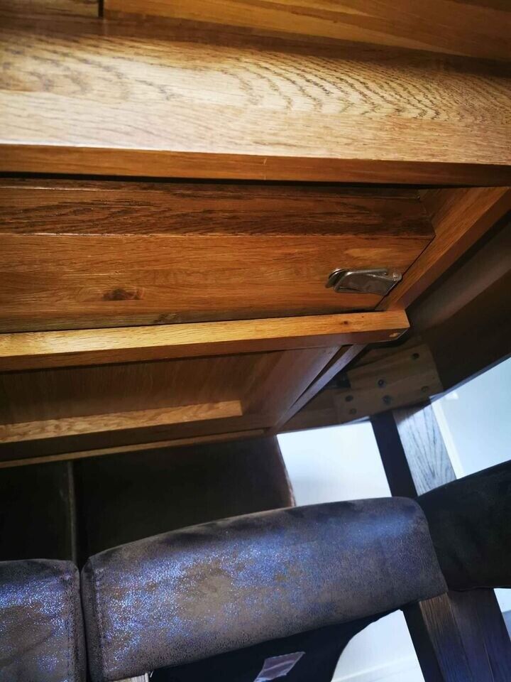 Cotswood Real Oak Extremly Heavy Table and 6 chairs