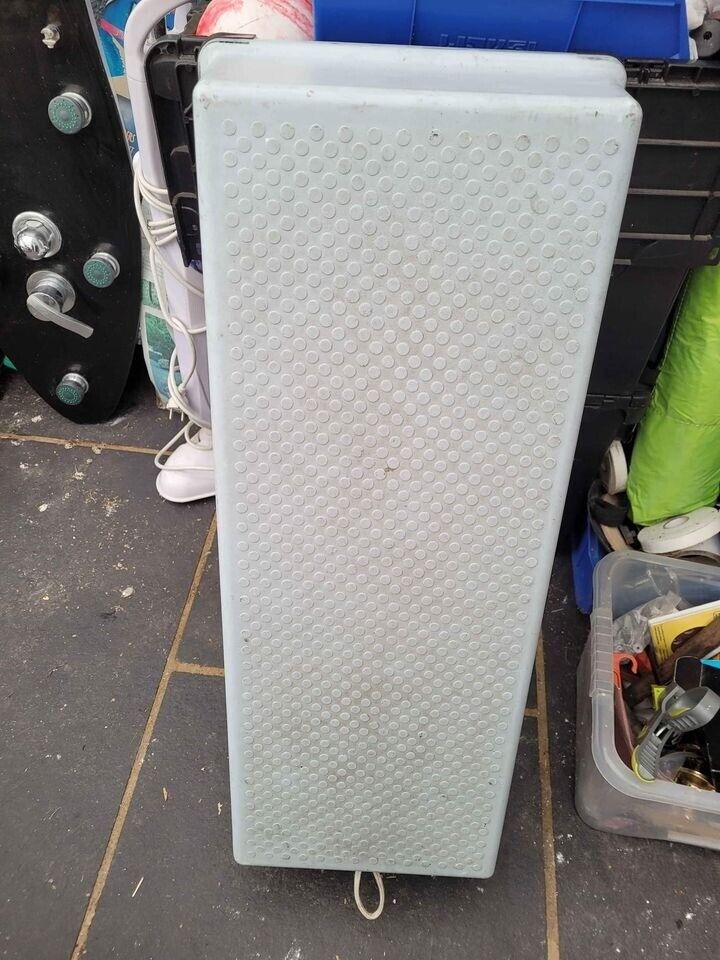 image for LARGE STEP, STOOL PLASTIC
