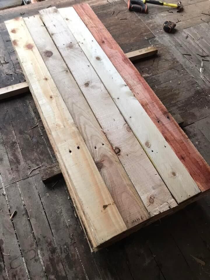 10 x rustic reclaimed pallet wood timber boards. 