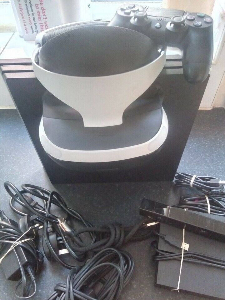 PS4 PRO Console and PSVR Bundle Camera included
