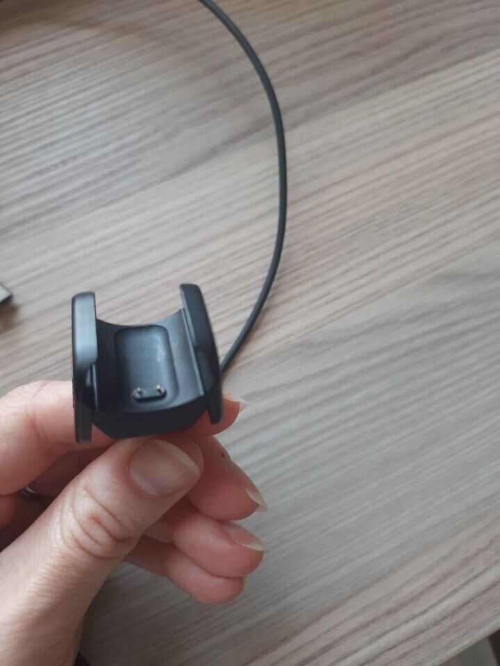 Fitbit Charge 3 charger