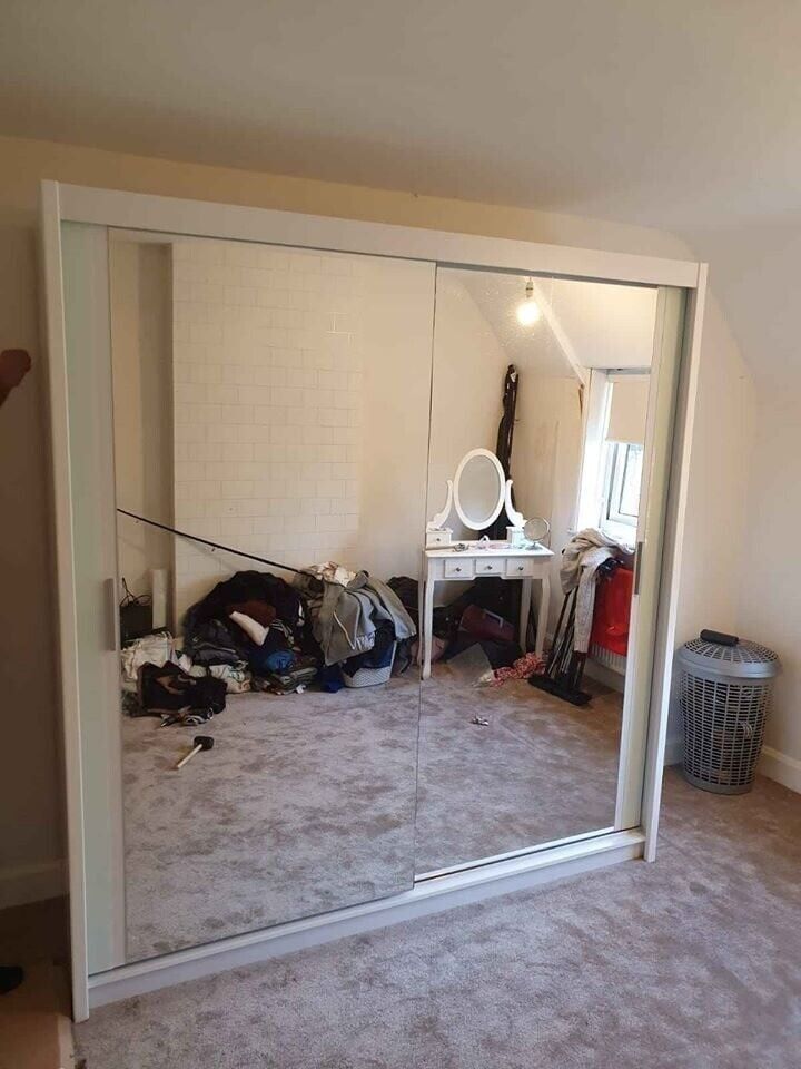 50% Half Price -Brand New Stunning Quality 3/2 Doors Sliding Wardrobe with Mirrors Shelves Rails