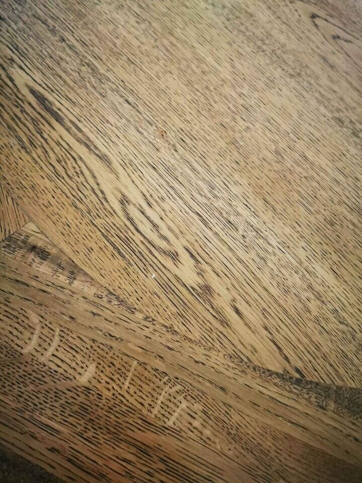 Cotswood Real Oak Extremly Heavy Table and 6 chairs