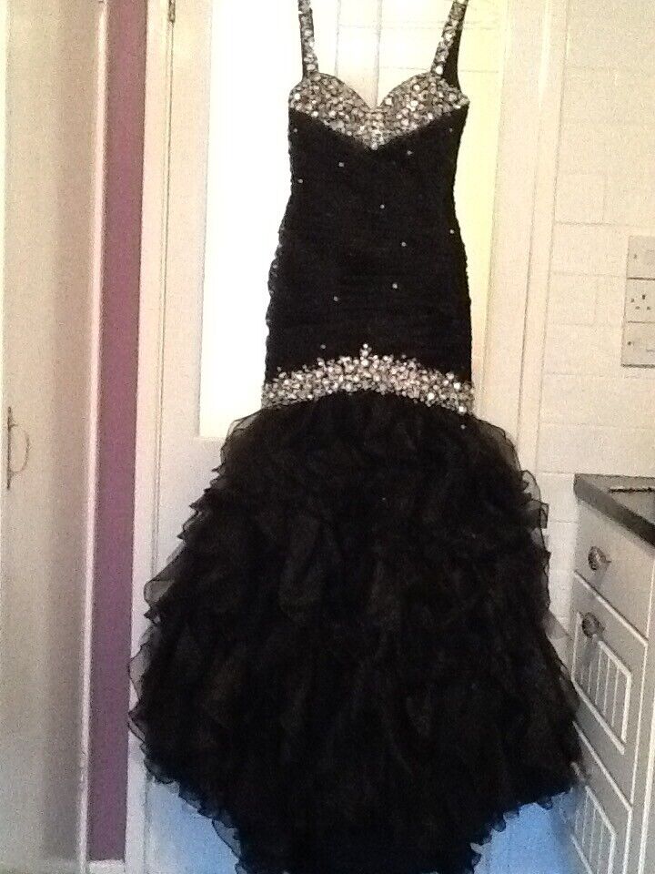 Stunning black Prom/evening dress size 10 perfect condition