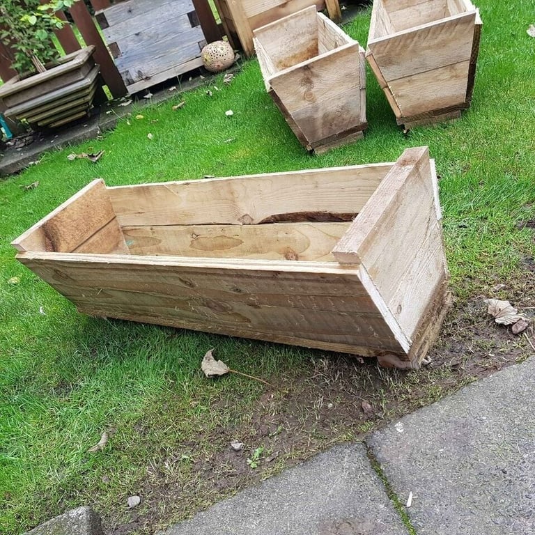 3 Foot planters 3 for £40