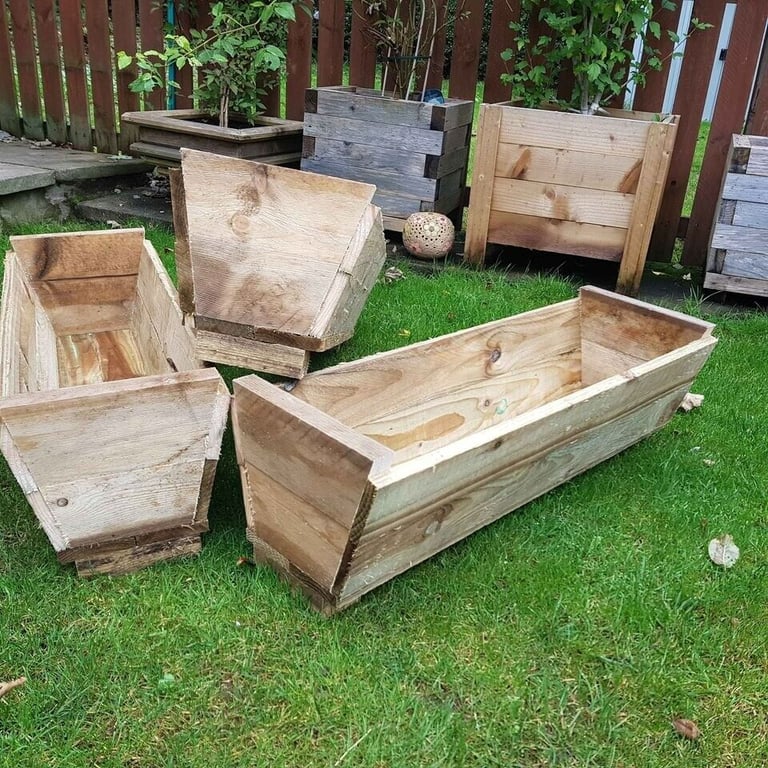3 Foot planters 3 for £40