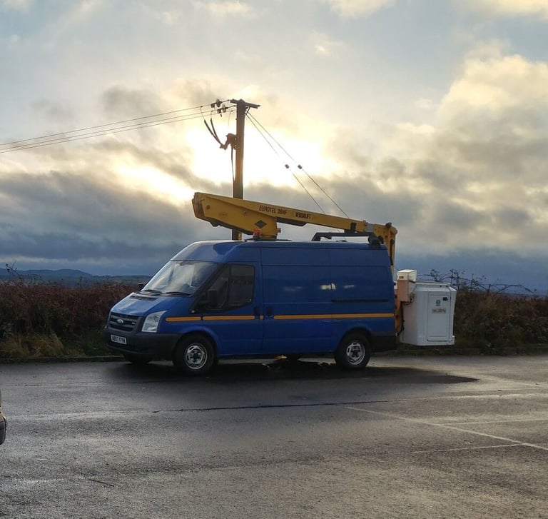 CHERRY PICKER HIRE WITH OPERATOR Fife, Edinburgh, Glasgow, Scotland