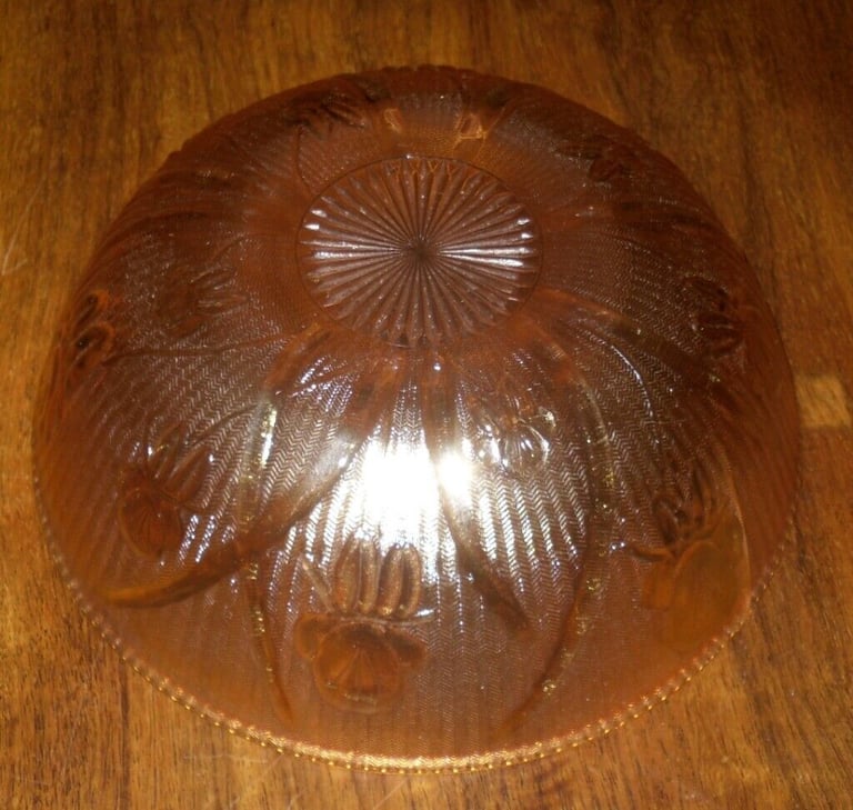 Carnival Glass Bowls 7 Piece Set - 1 x 20cm & 6 x 11cm