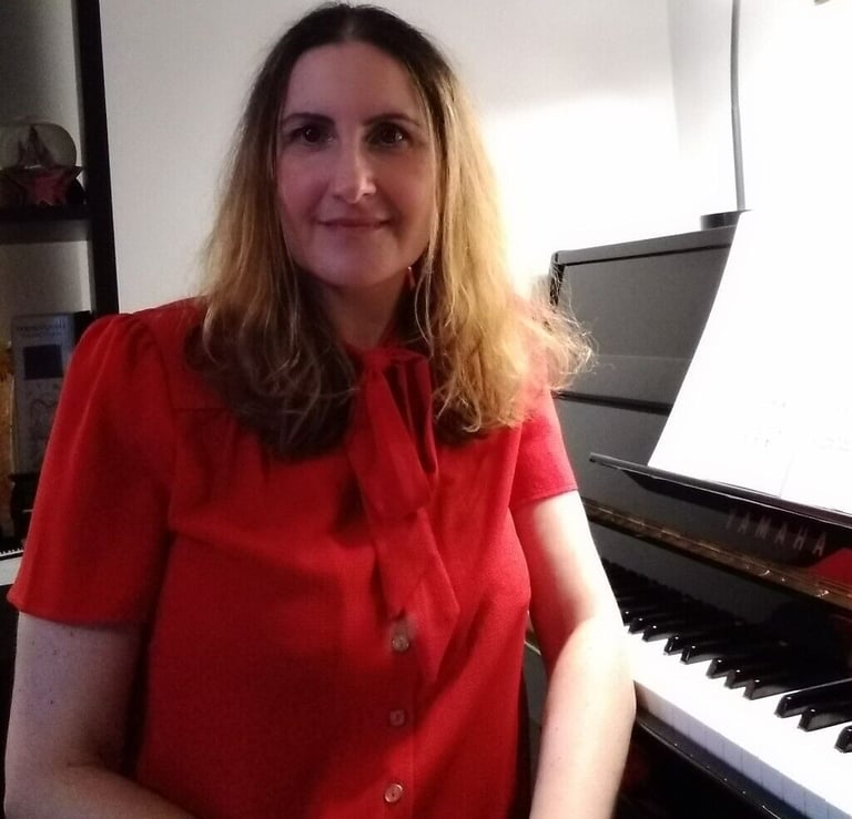 Piano Lessons with Qualified and Experienced Teacher
