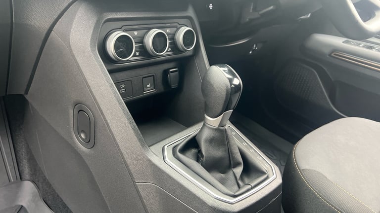 2024 Dacia Jogger 1.6 HEV Extreme 5dr Auto MPV PETROL/ELECTRIC Automatic