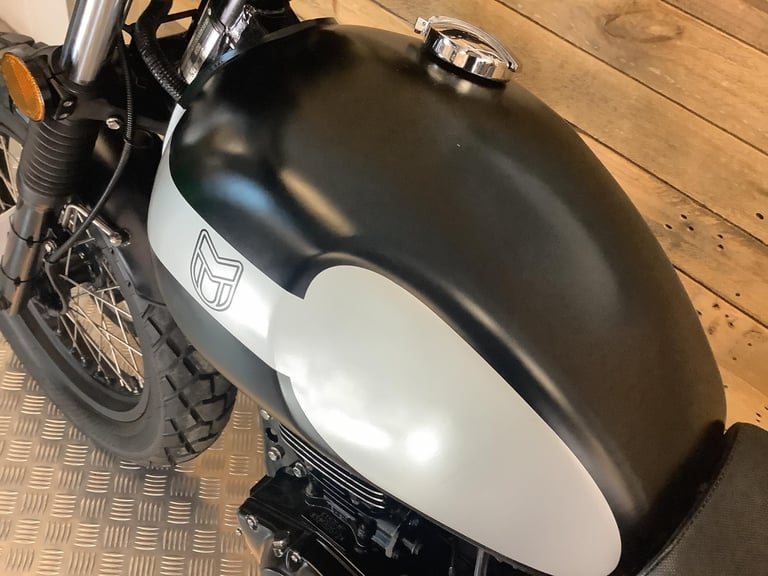 Mutt GT-SR 125