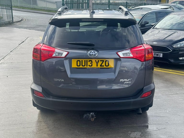 2013 Toyota RAV4 2.2 D-4D Invincible 4WD Euro 5 5dr ESTATE Diesel Manual